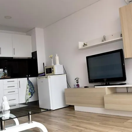 Sunny Pearl كانيكو