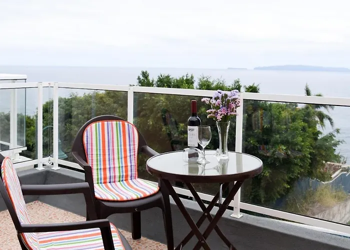 Sunny Pearl * Caniço